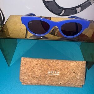 Women's Bold Blue Cat-Eye Sunglasses